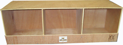 Rugg'egg' Ranch Triplex Nesting Box